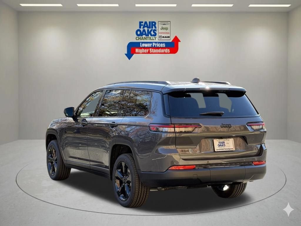 New 2025 Jeep Grand Cherokee L Laredo AWD/4WD image 9
