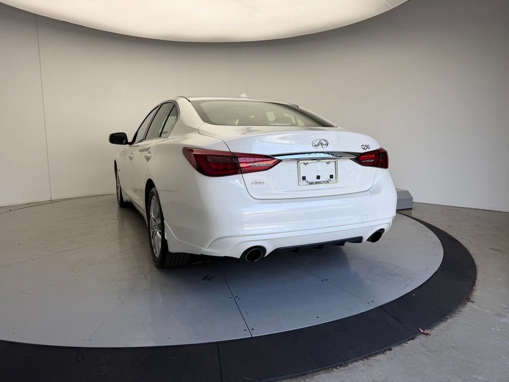 Used 2019 INFINITI Q50 Luxe w/ Essential Package (3.0T Luxe) AWD/4WD image 4