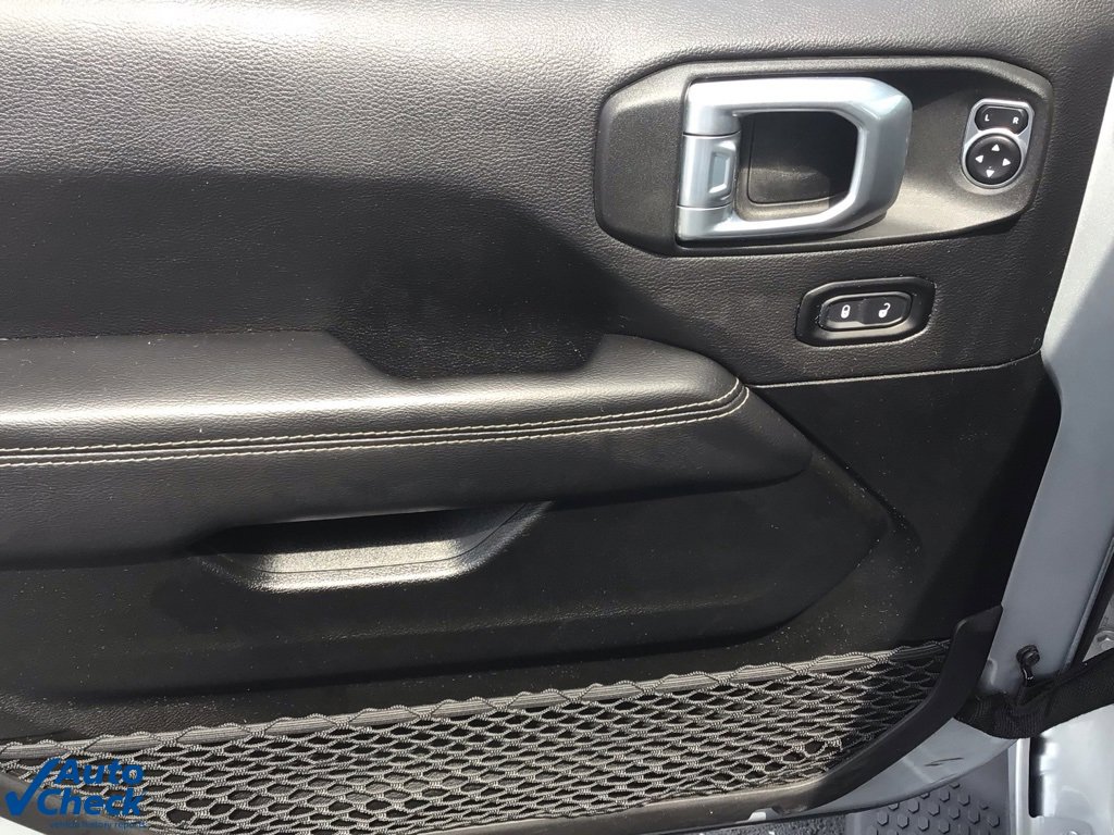 Used 2022 Jeep Wrangler Unlimited Sahara 4xe w/ Cold Weather Group image 10