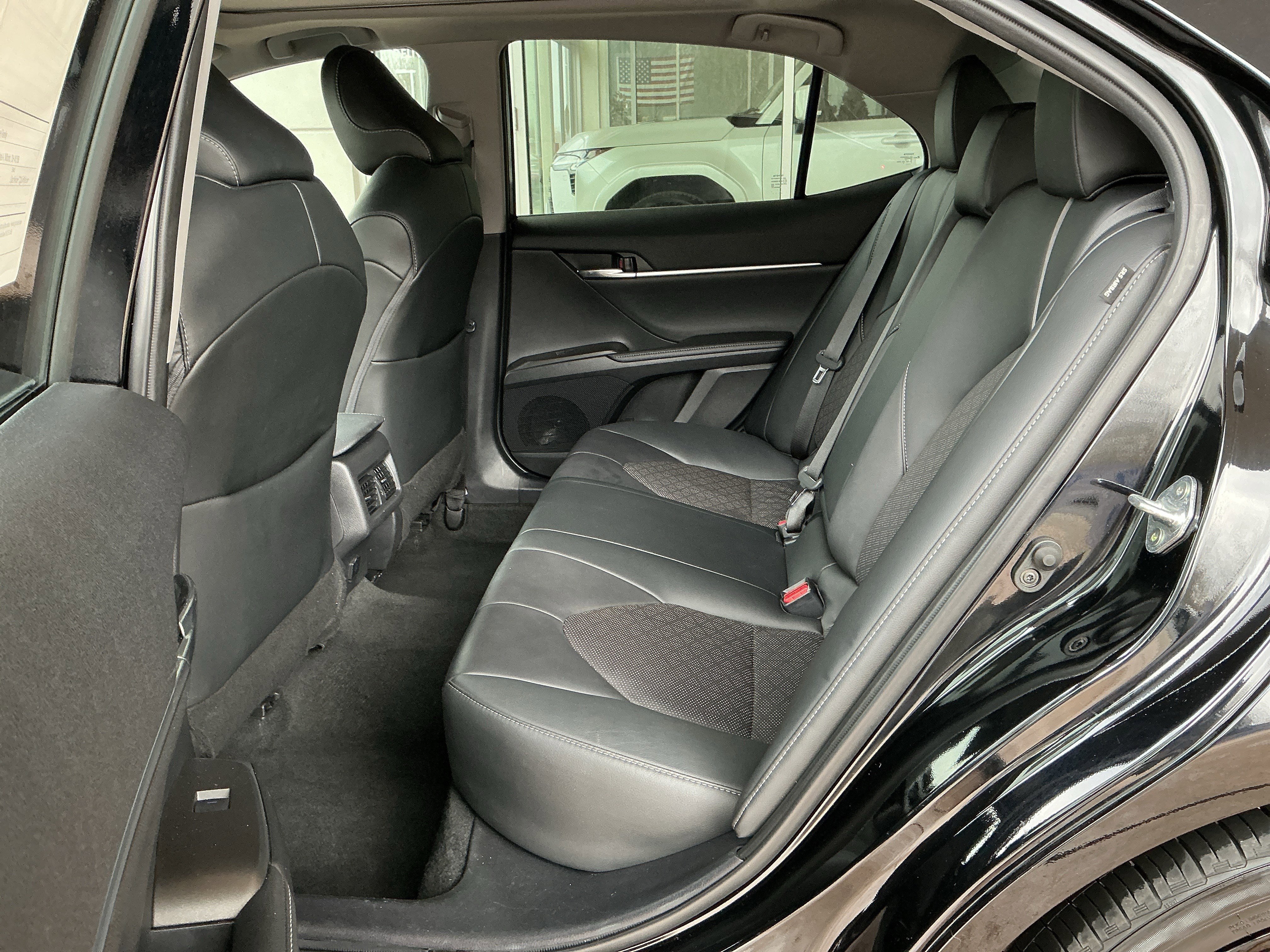 Used 2023 Toyota Camry XSE image 18