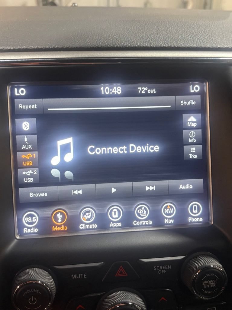 Used 2018 Jeep Grand Cherokee Limited AWD/4WD image 11