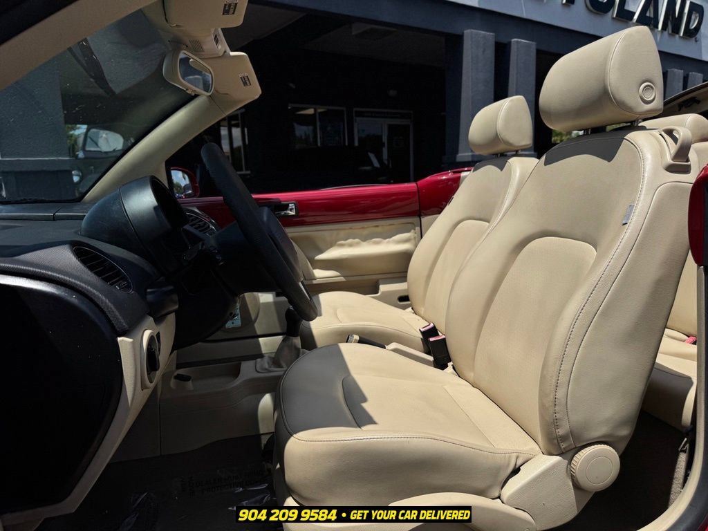 Used 2006 Volkswagen Beetle Convertible w/ Package 1 FWD image 24
