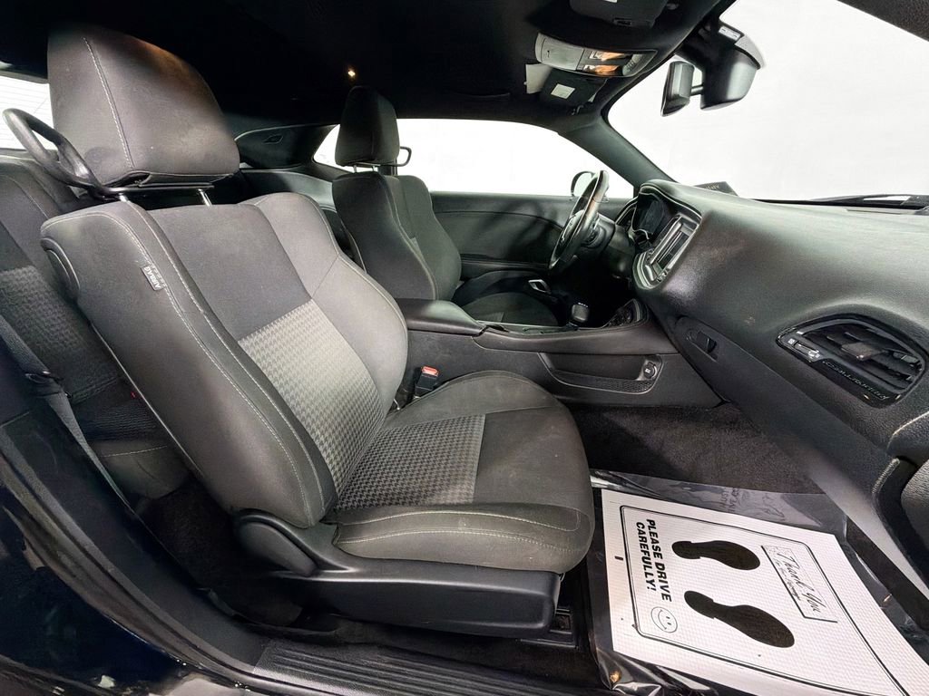 Used 2019 Dodge Challenger R/T w/ Driver Convenience Group image 27