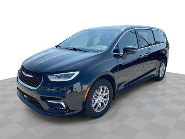 Used 2025 Chrysler Pacifica Select FWD image 1