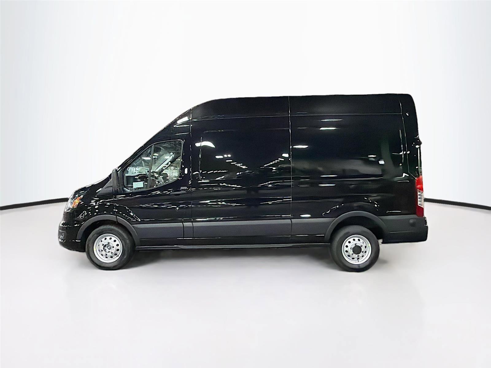 New 2026 Ford Transit 350 148 High Roof AWD image 4