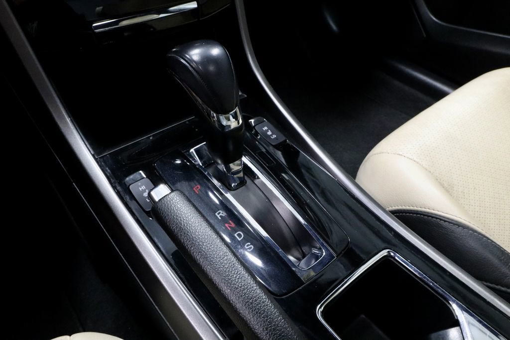 Used 2016 Honda Accord EX-L image 31