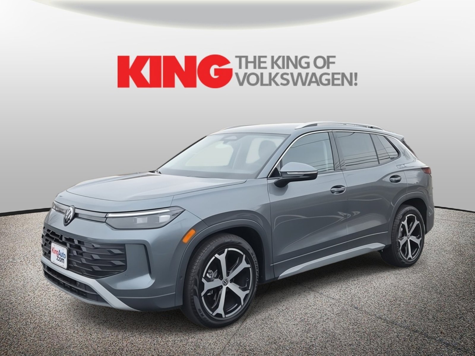 New 2026 Volkswagen Tiguan SE image 8