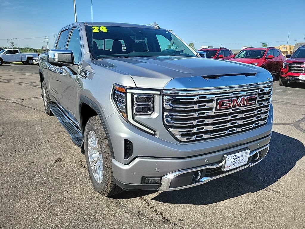 Used 2024 GMC Sierra 1500 Denali w/ Technology Package AWD/4WD image 15