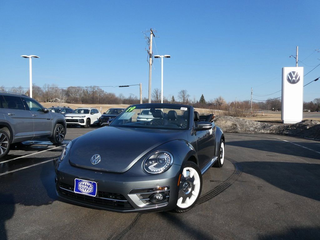 Used 2019 Volkswagen Beetle 2.0T SE image 43