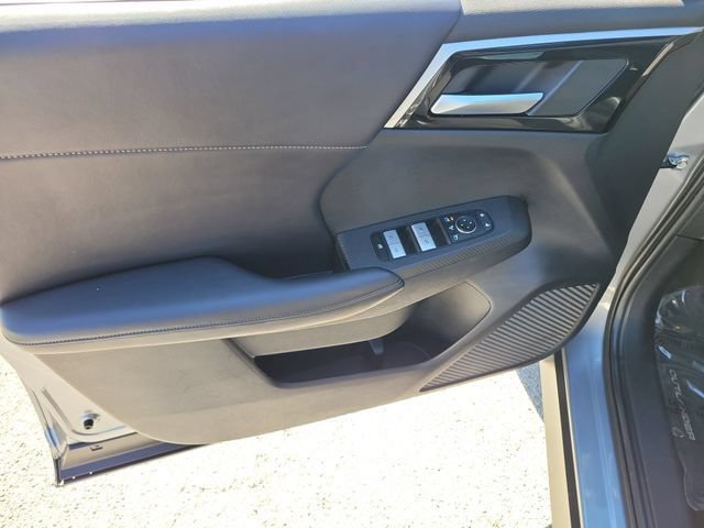 Used 2024 Mitsubishi Outlander SE FWD image 23