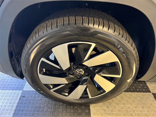 New 2026 Volkswagen Atlas Cross Sport SEL image 9