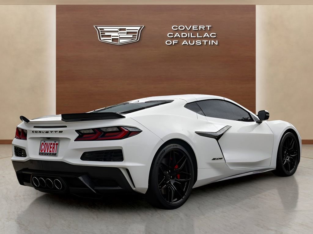 Used 2025 Chevrolet Corvette Z06 RWD image 4