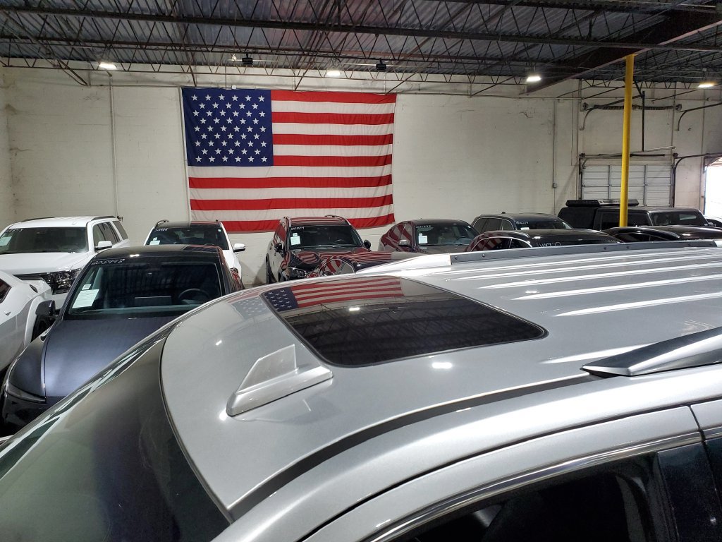 Used 2018 Cadillac Escalade Luxury RWD image 44