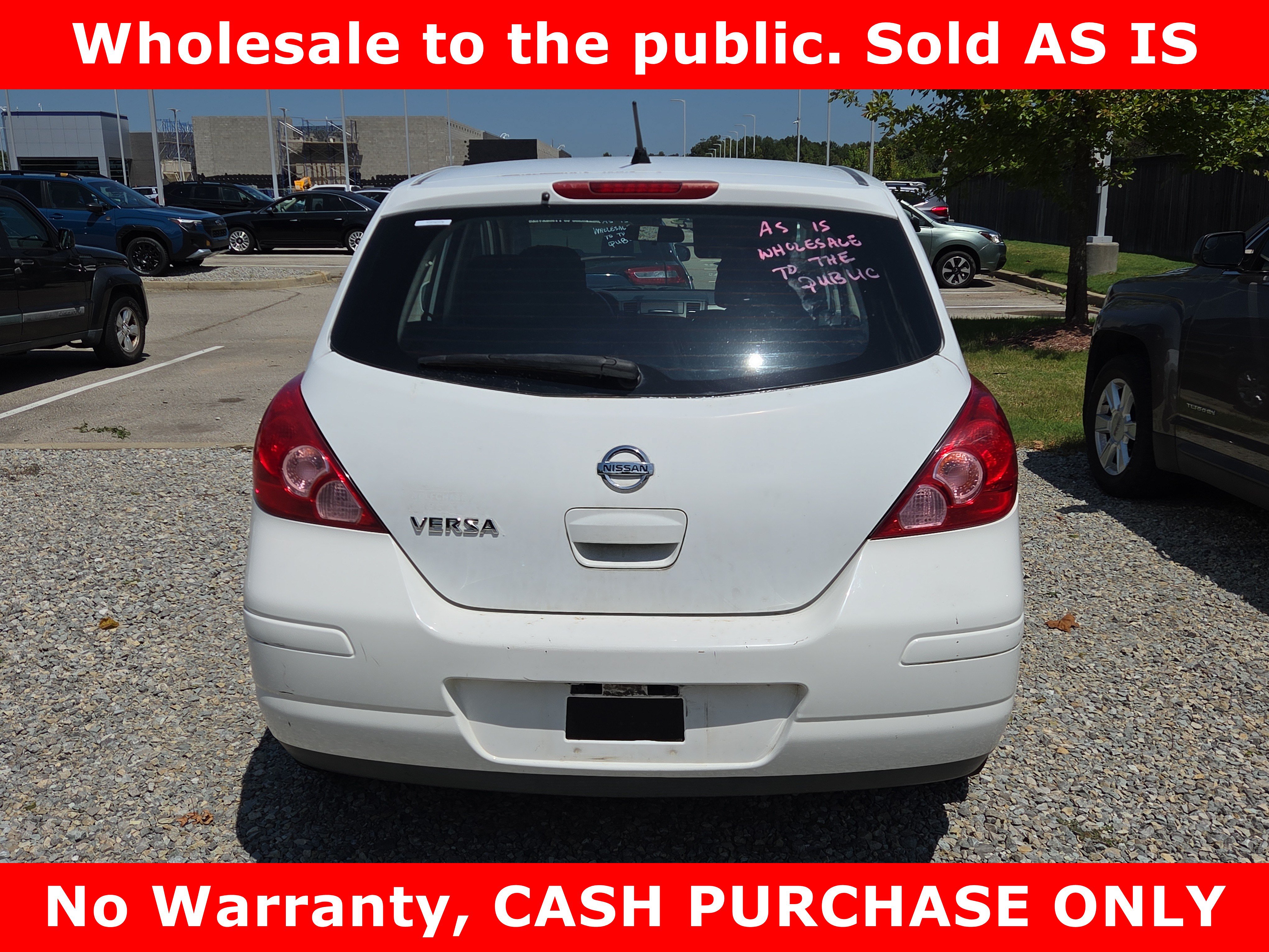 Used 2011 Nissan Versa 1.8 S FWD image 7