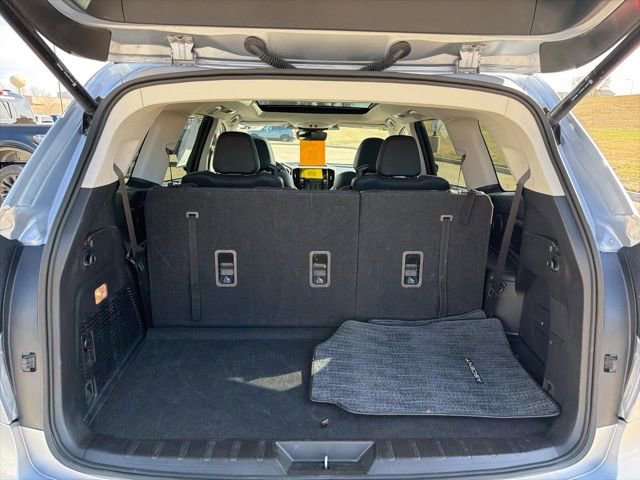 Used 2024 Subaru Ascent Limited w/ Technology Package image 15