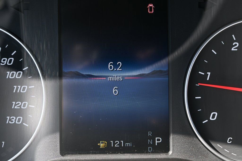 Used 2025 Mercedes-Benz Sprinter 2500 image 12