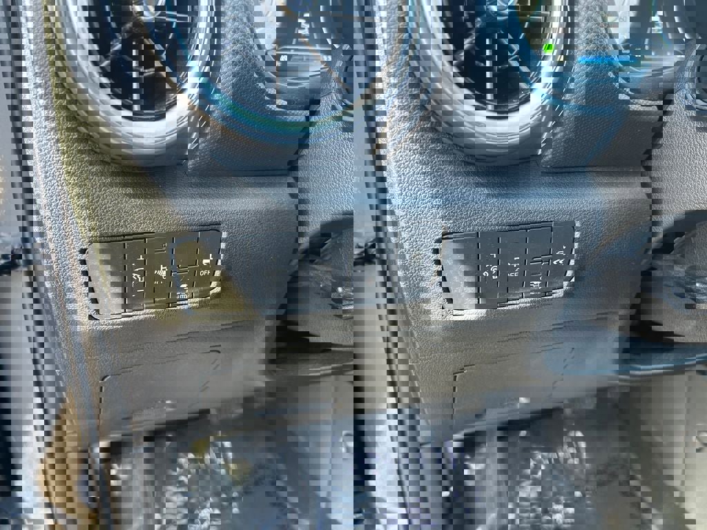 Used 2023 Hyundai Kona Limited image 21