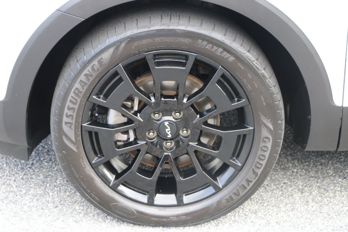 Used 2022 Kia Telluride SX w/ Nightfall Edition Package AWD/4WD image 14