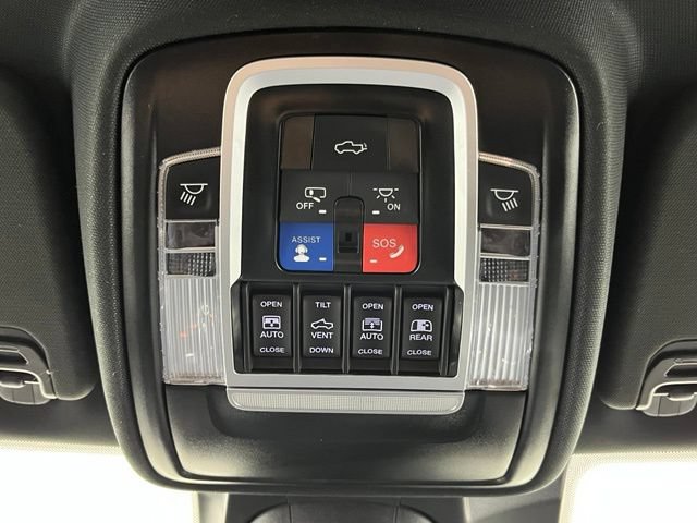 Used 2024 RAM 1500 Limited AWD/4WD image 21