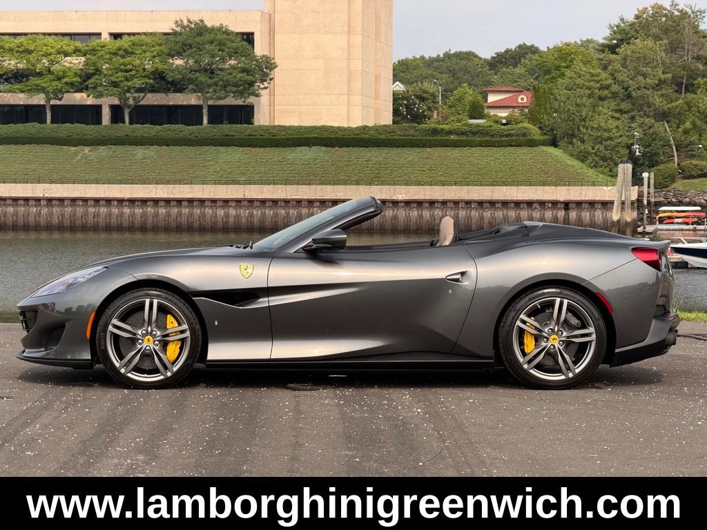 Used 2019 Ferrari Portofino RWD image 2