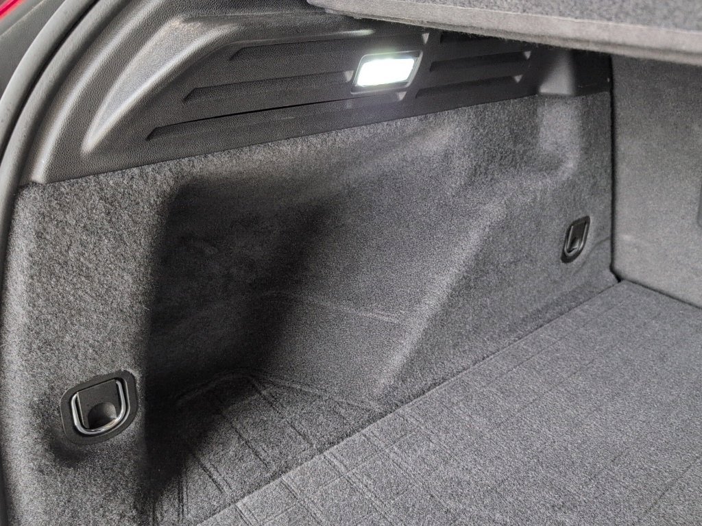 Used 2019 Cadillac XT4 Premium Luxury w/ Technology Package image 38