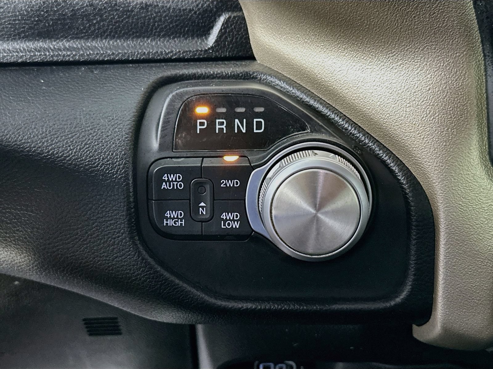 Used 2020 RAM 1500 Laramie AWD/4WD image 16