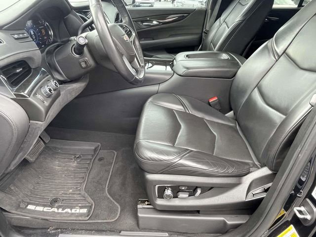 Used 2020 Cadillac Escalade Platinum AWD/4WD image 15