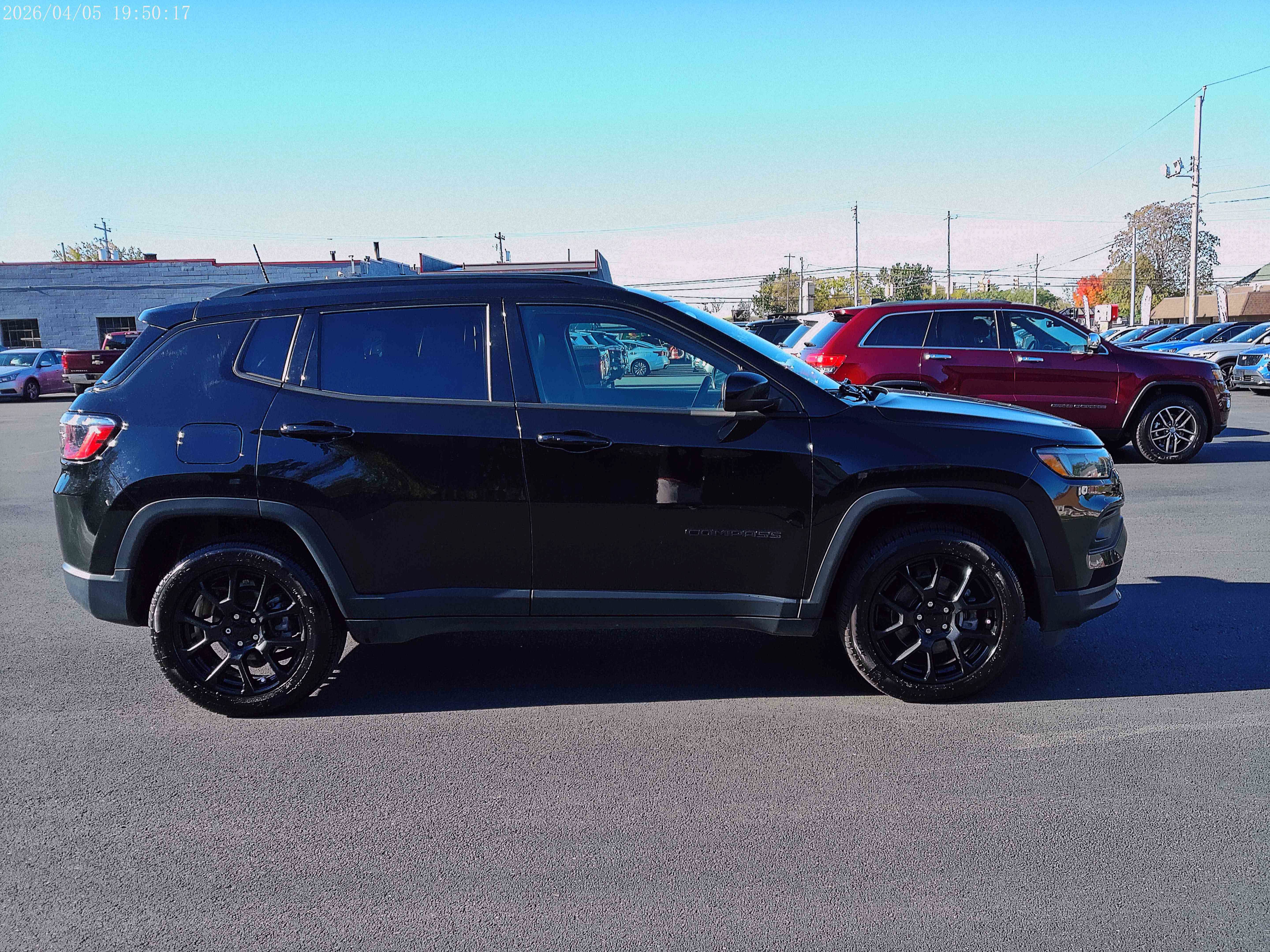 Used 2022 Jeep Compass Latitude w/ Convenience Group AWD/4WD image 6