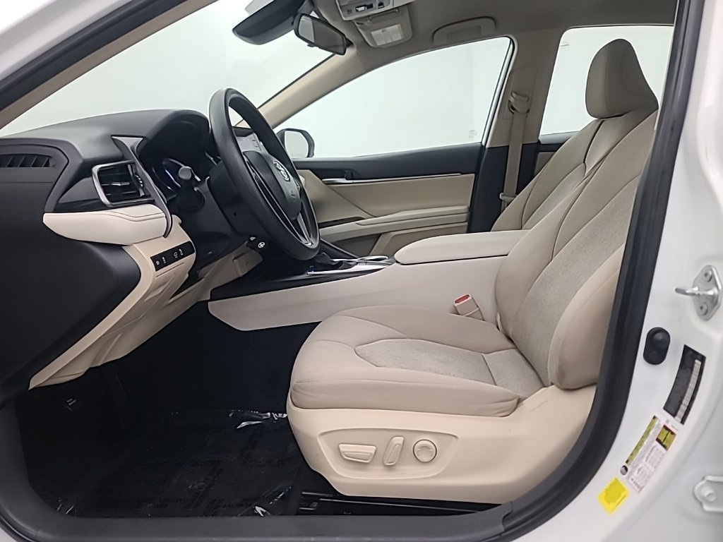Used 2024 Toyota Camry LE FWD image 25
