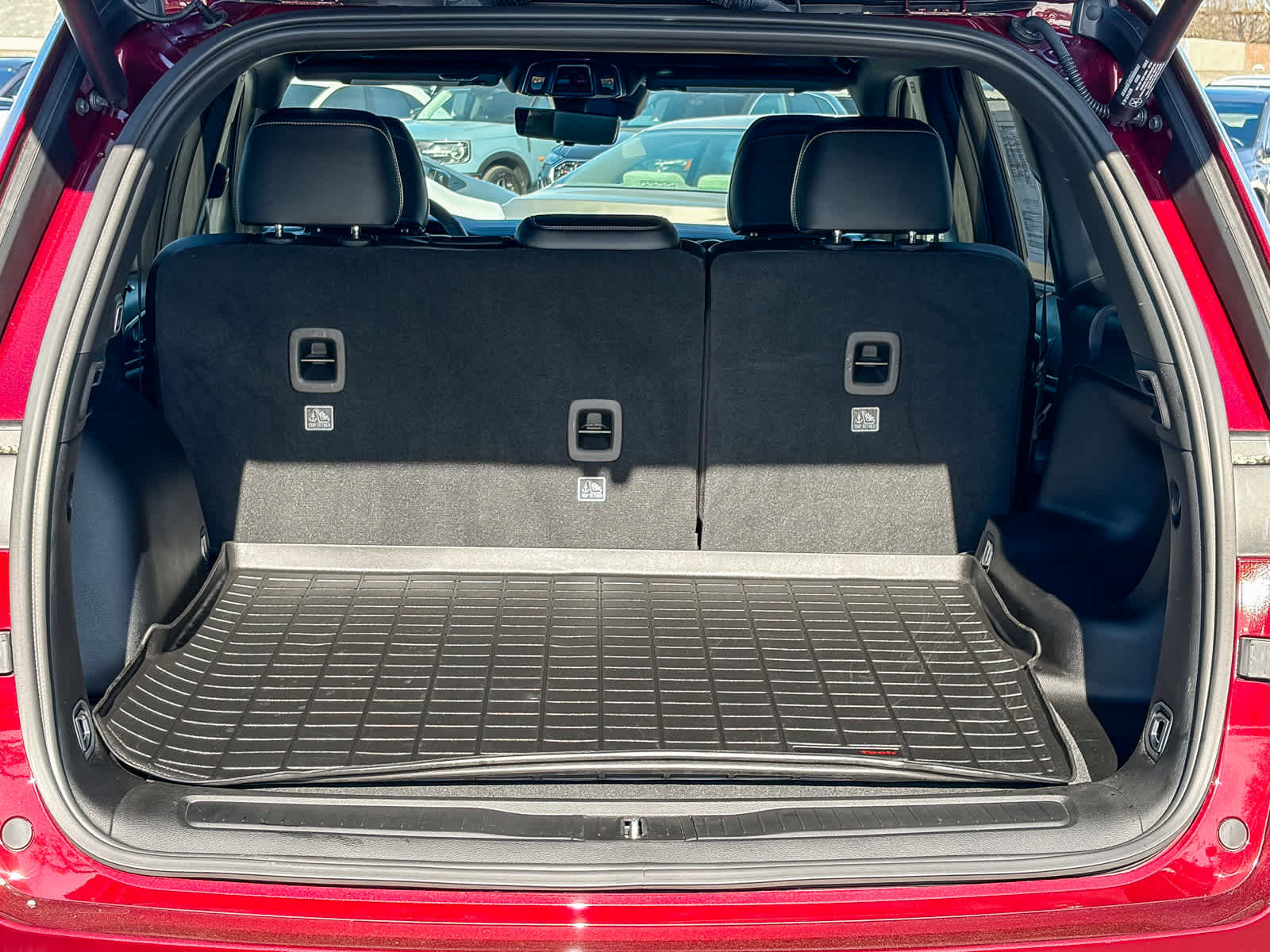 Used 2024 Jeep Grand Cherokee Limited w/ Luxury Tech Group II image 24