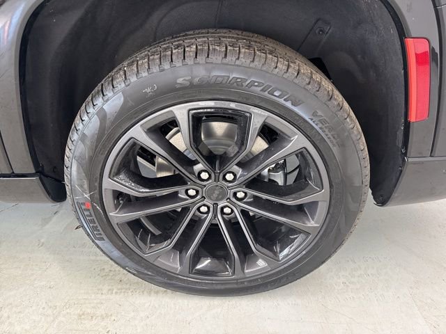 New 2026 Jeep Grand Wagoneer L Summit image 5