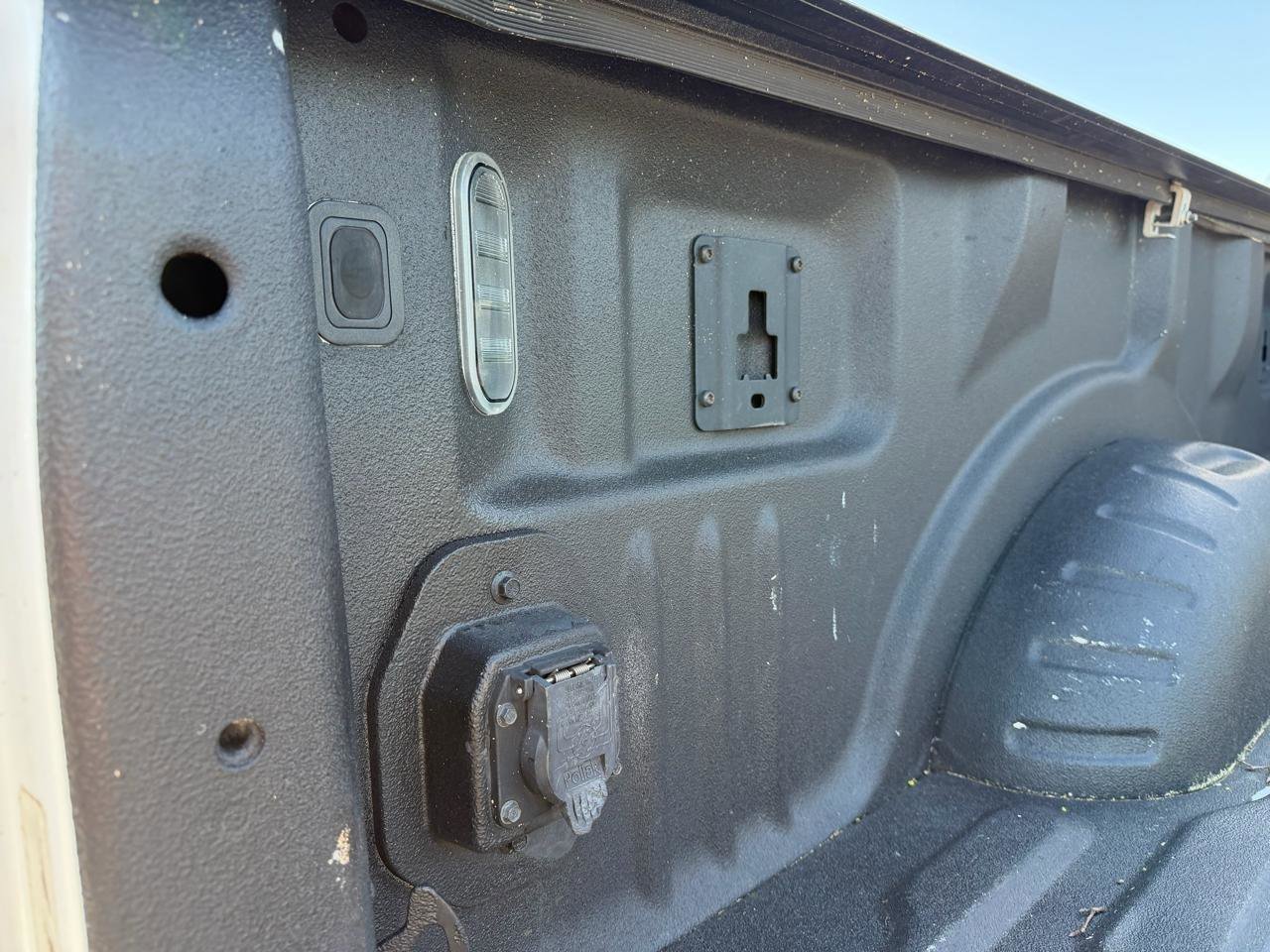 Used 2018 Ford F350 Lariat w/ Lariat Ultimate Package image 18