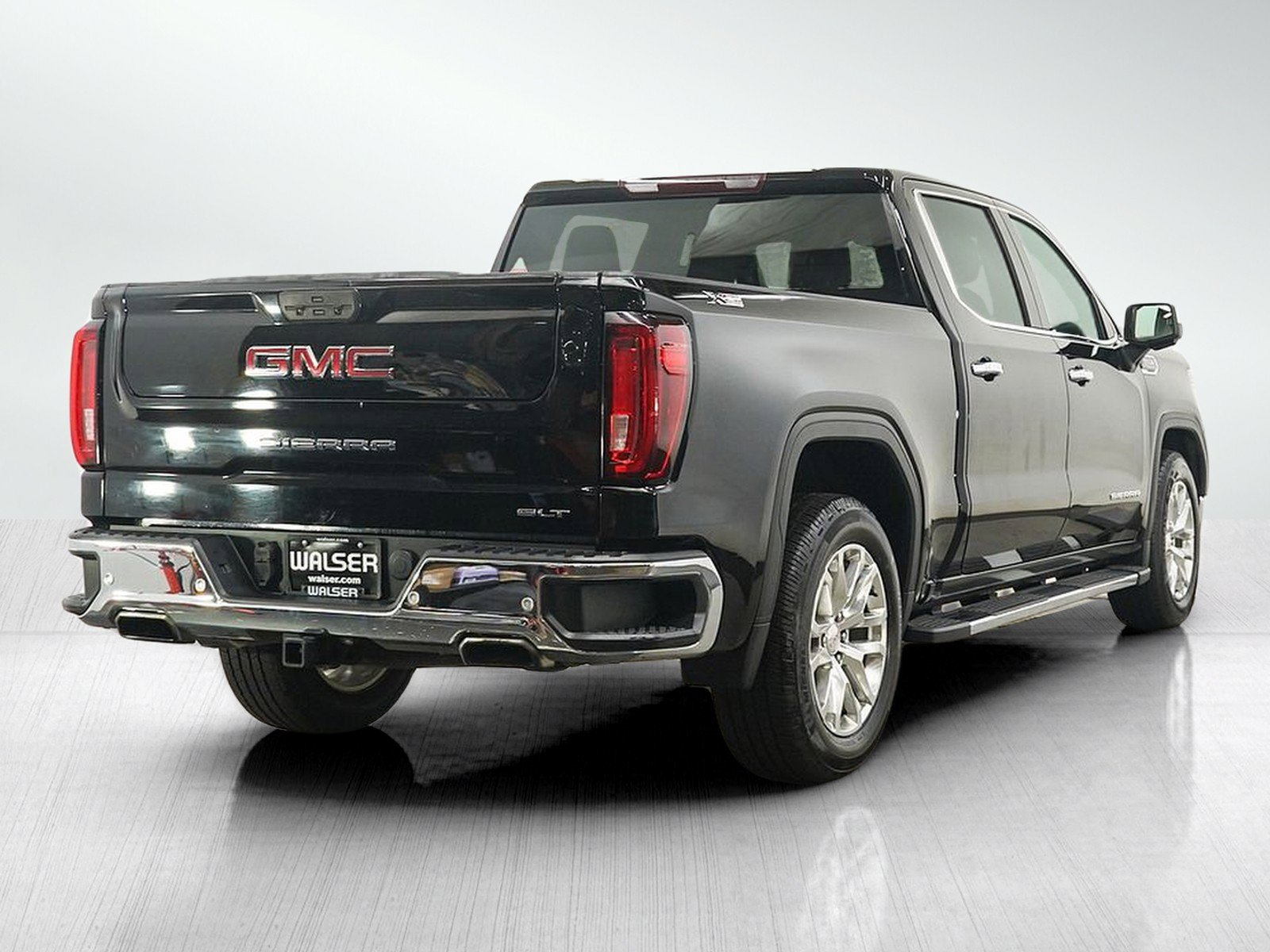 Used 2019 GMC Sierra 1500 SLT w/ Driver Alert Package I AWD/4WD image 6