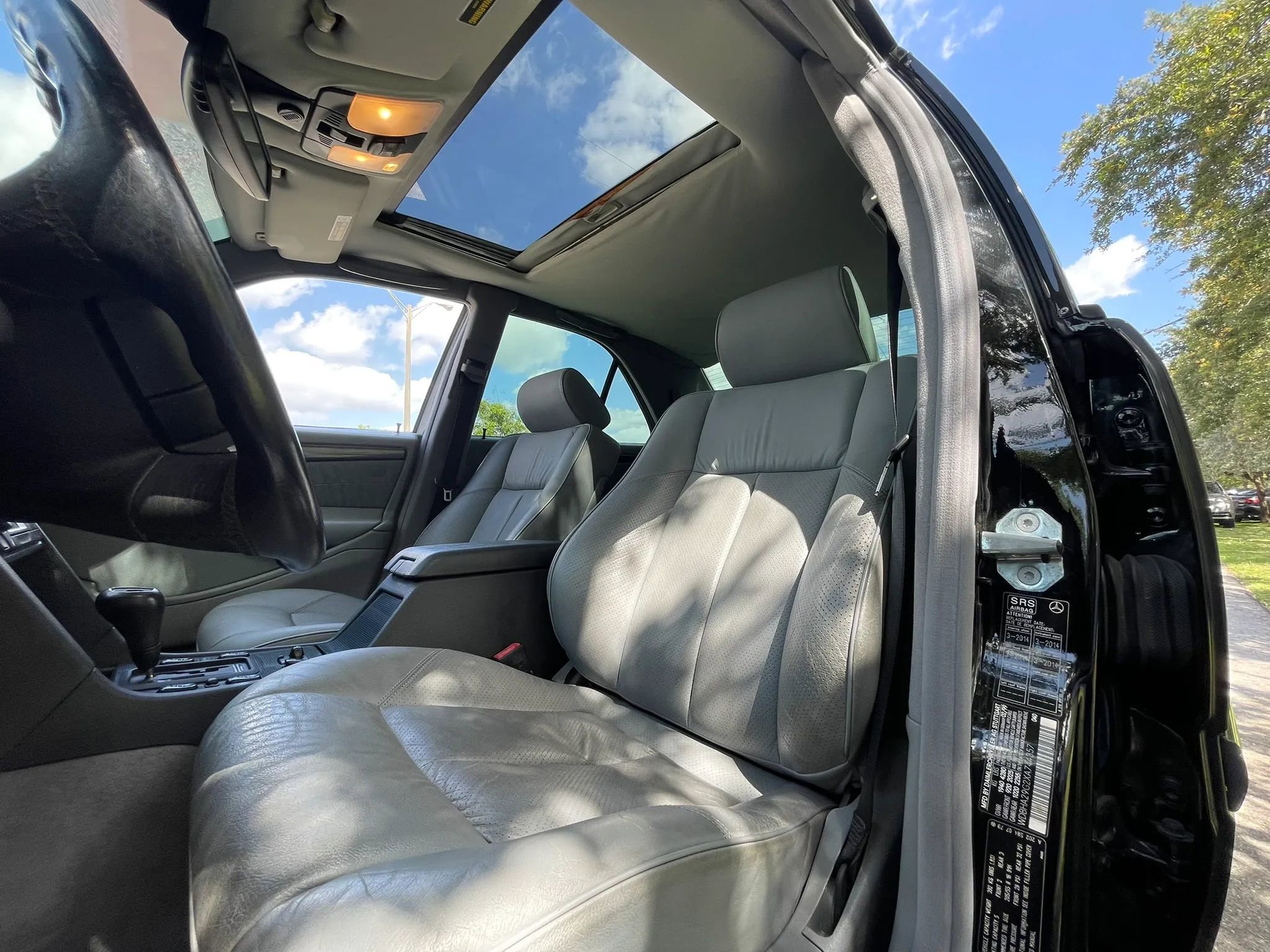 Used 1999 Mercedes-Benz C 280 Sedan image 32