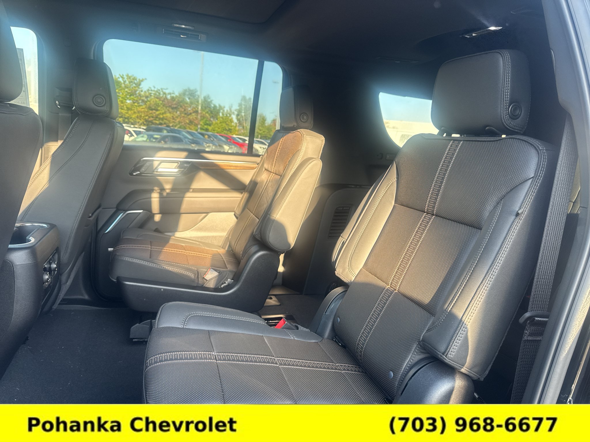 New 2026 Chevrolet Suburban High Country w/ Sun And Tow Package AWD/4WD image 29
