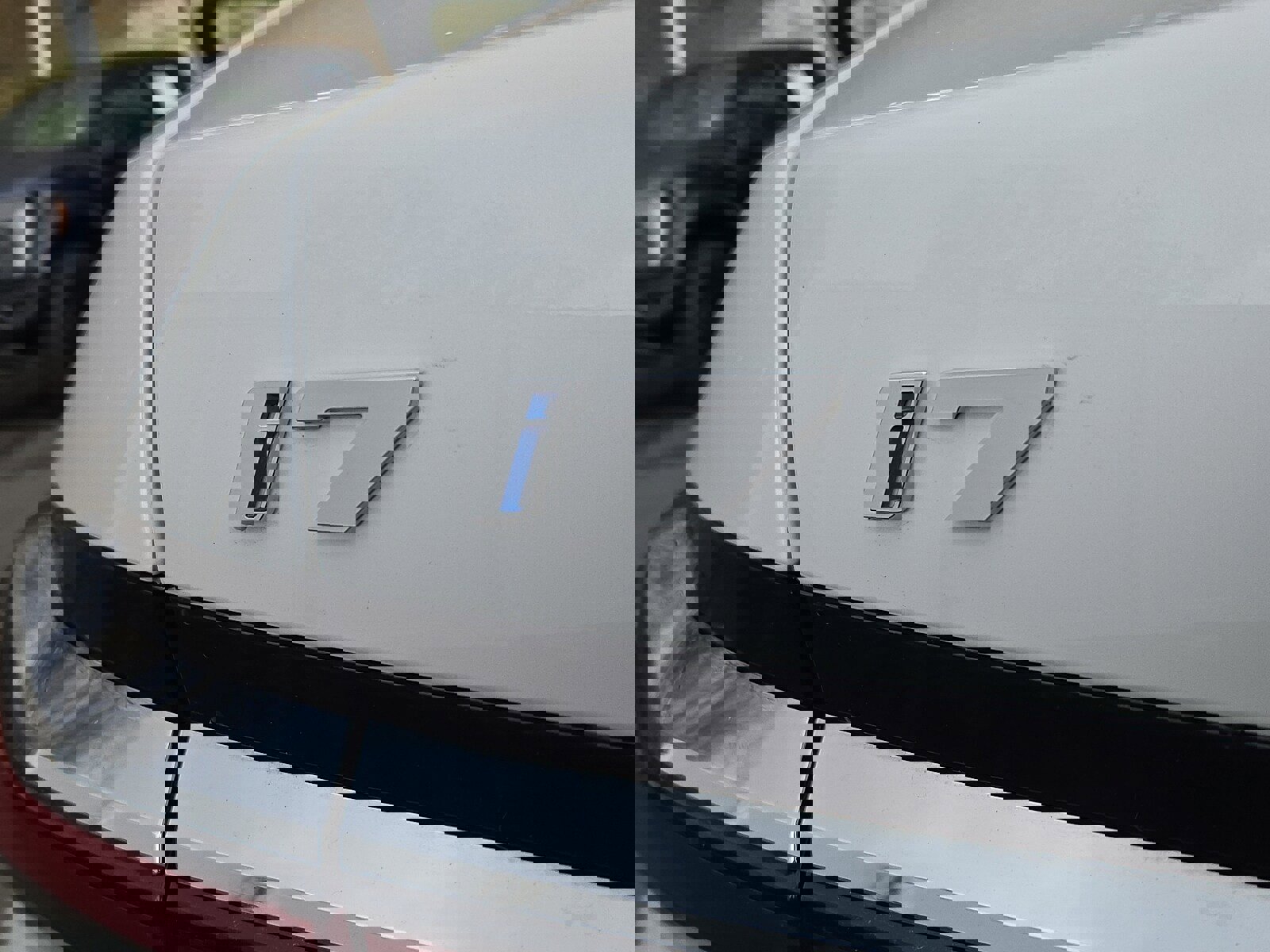 Used 2024 BMW i7 eDrive50 image 31