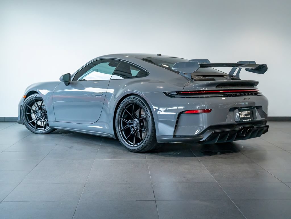 Certified 2026 Porsche 911 GT3 RWD image 3