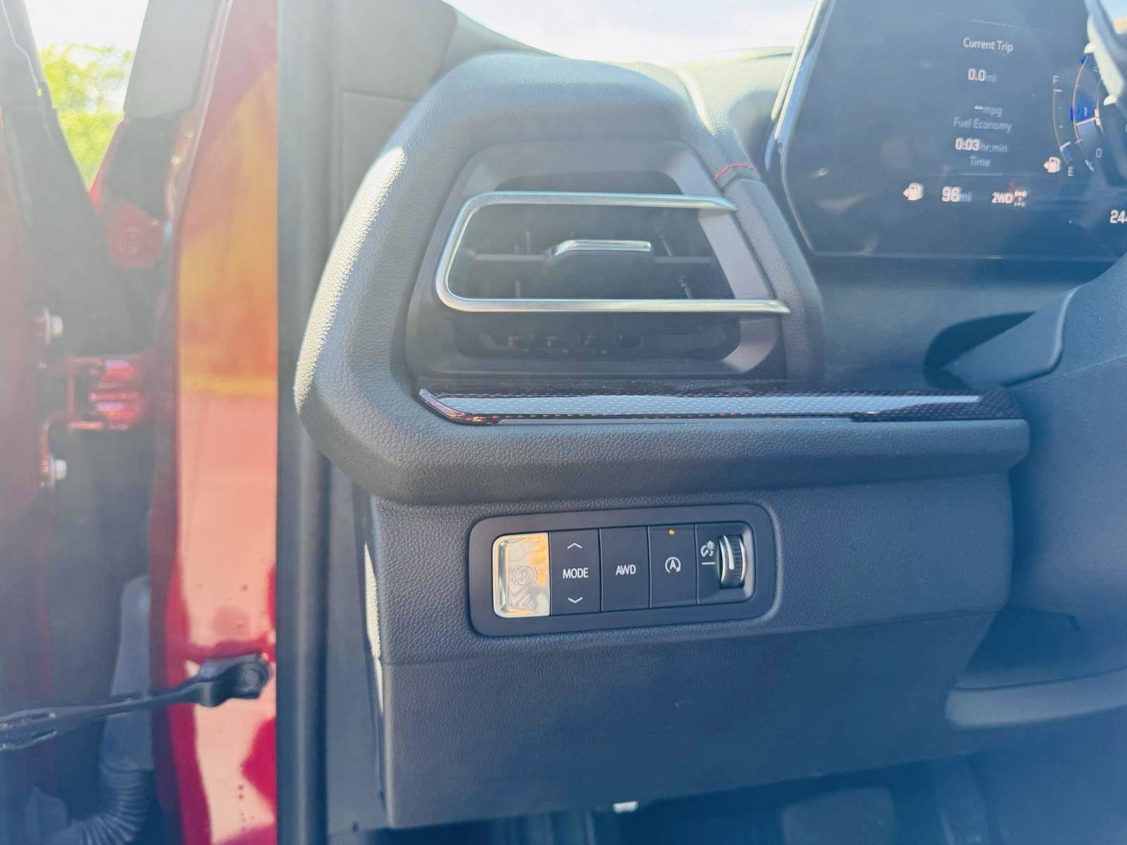 Used 2024 Chevrolet Traverse RS w/ LPO, Floor Liner Package image 24