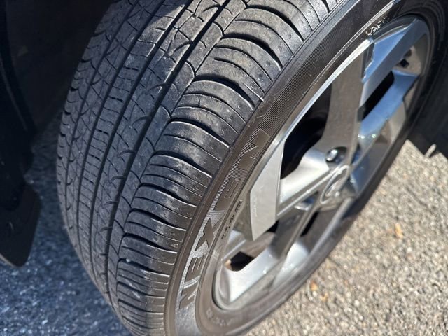 Certified 2023 Hyundai Venue SEL image 9