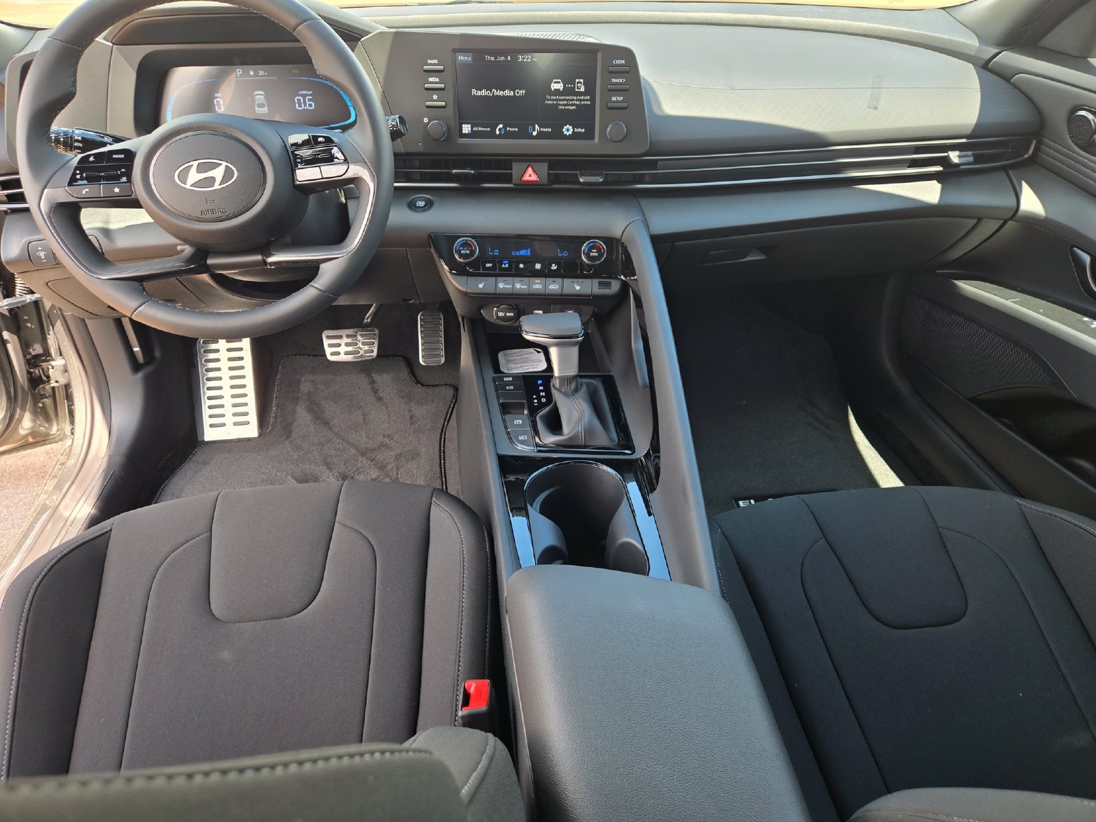 New 2026 Hyundai Elantra SEL Sport Premium FWD image 8