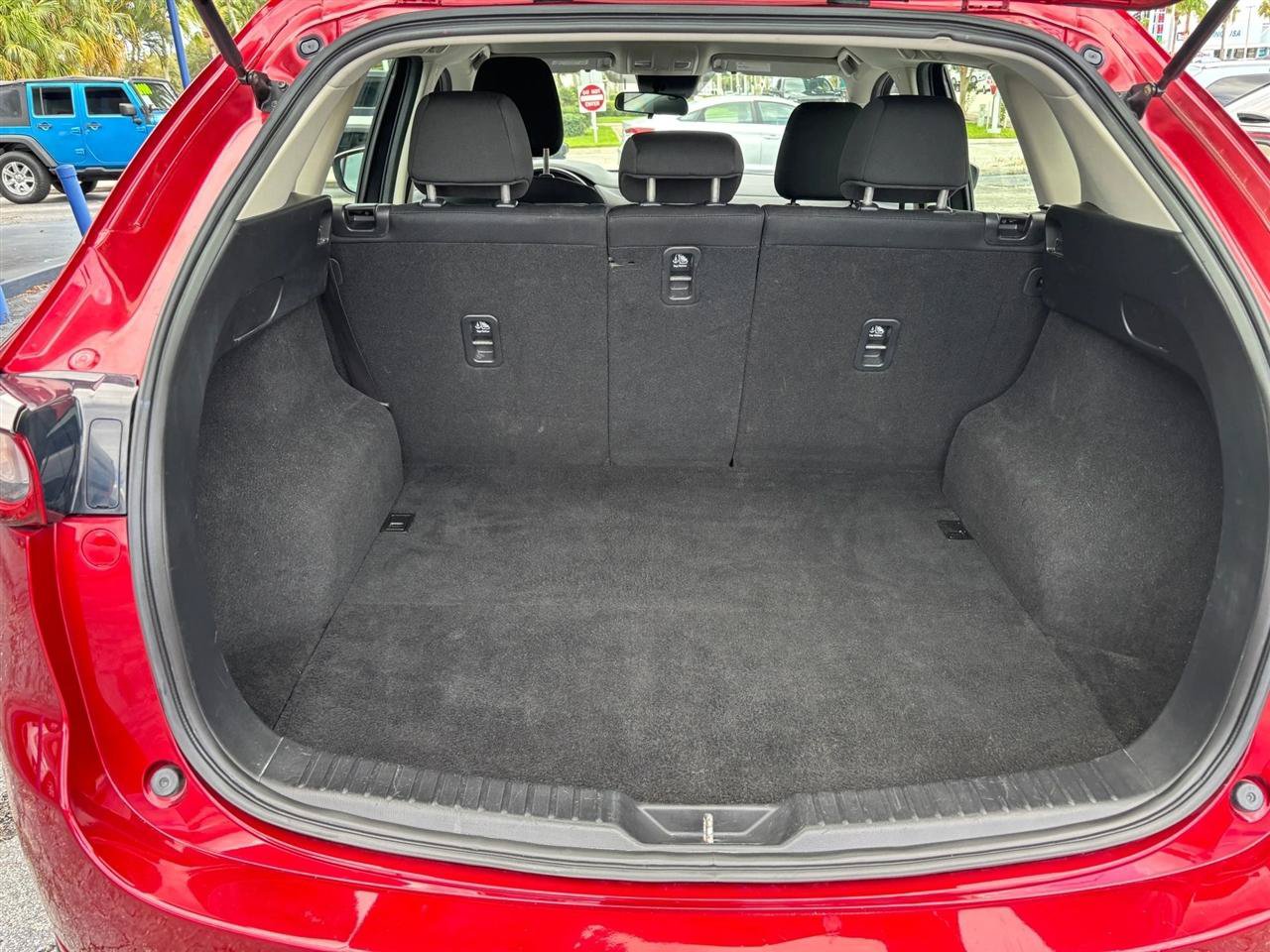 Used 2018 MAZDA CX-5 Sport w/ I-ACTIVSENSE Package FWD image 13