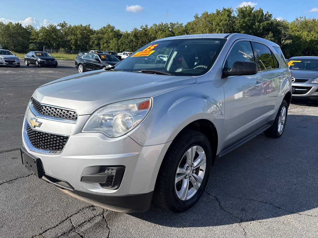 Used 2015 Chevrolet Equinox LS AWD/4WD image 2