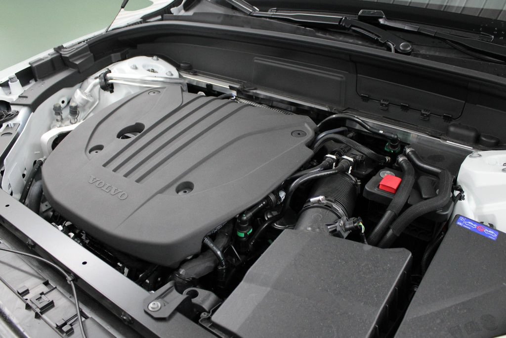 New 2026 Volvo XC60 B5 Core AWD/4WD image 47
