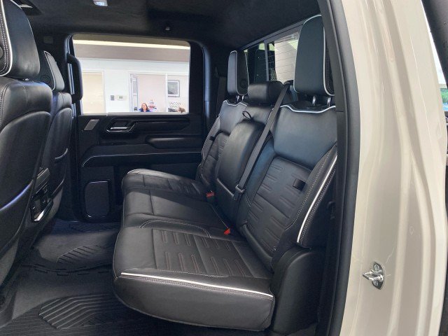 Used 2026 GMC Sierra 2500 AT4X w/ AT4X AEV Edition AWD/4WD image 14