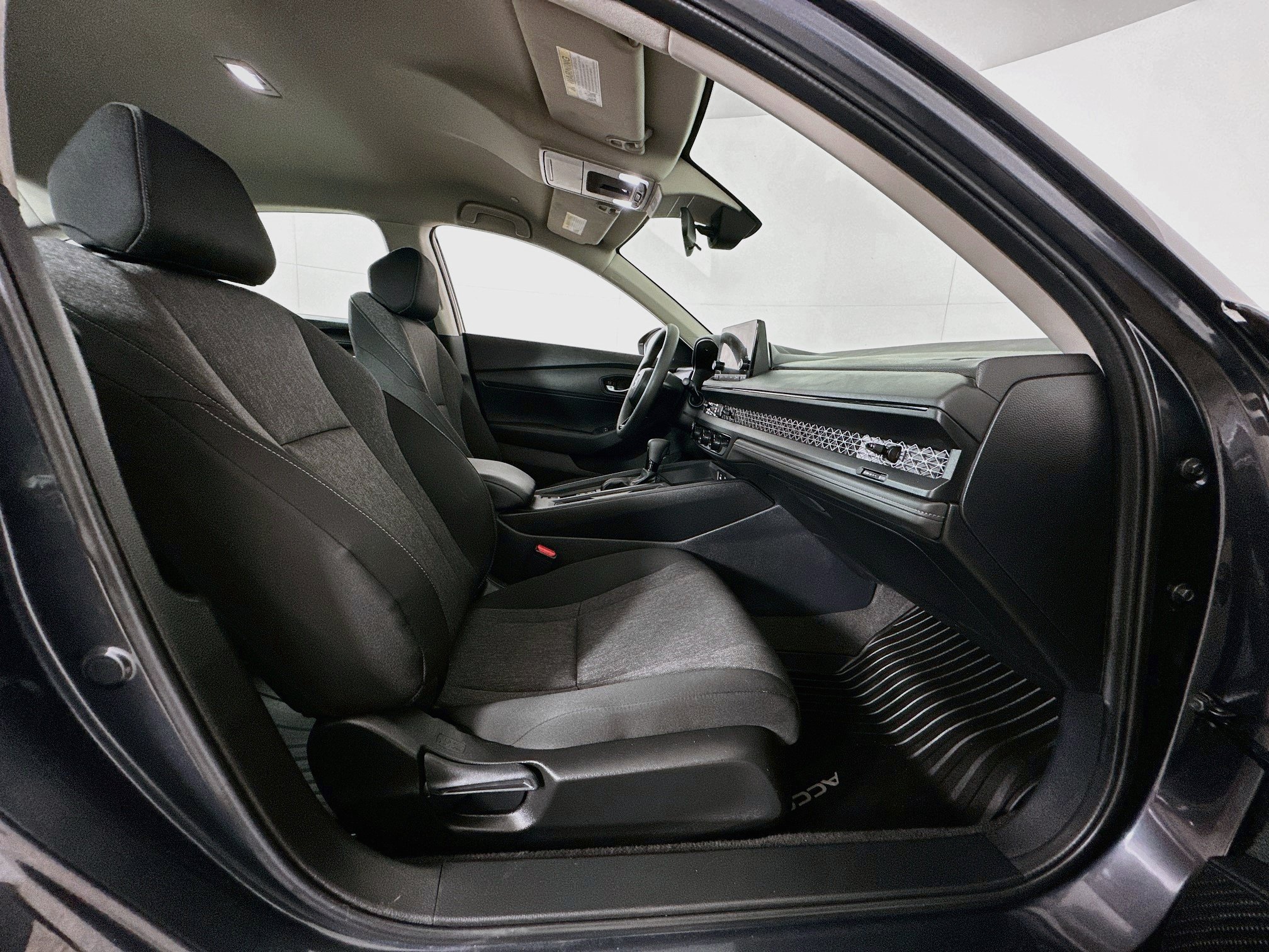 Used 2024 Honda Accord LX image 29