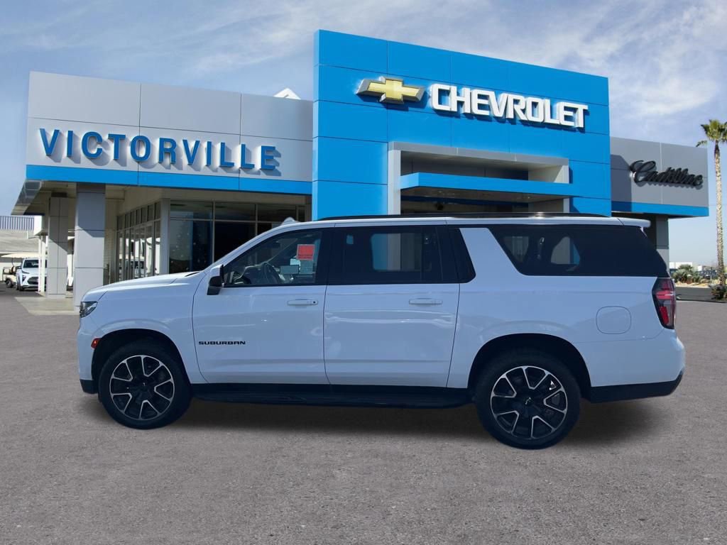 Used 2022 Chevrolet Suburban RST RWD image 8