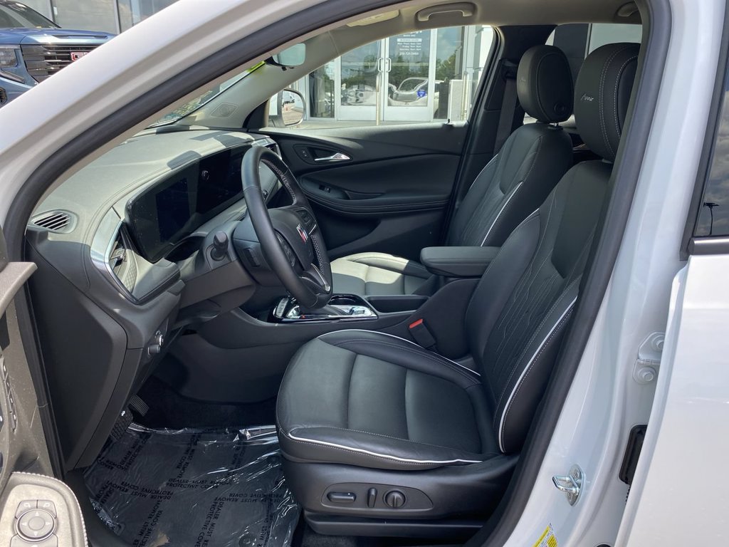 Used 2024 Buick Encore GX Avenir w/ Avenir Technology Package FWD image 22