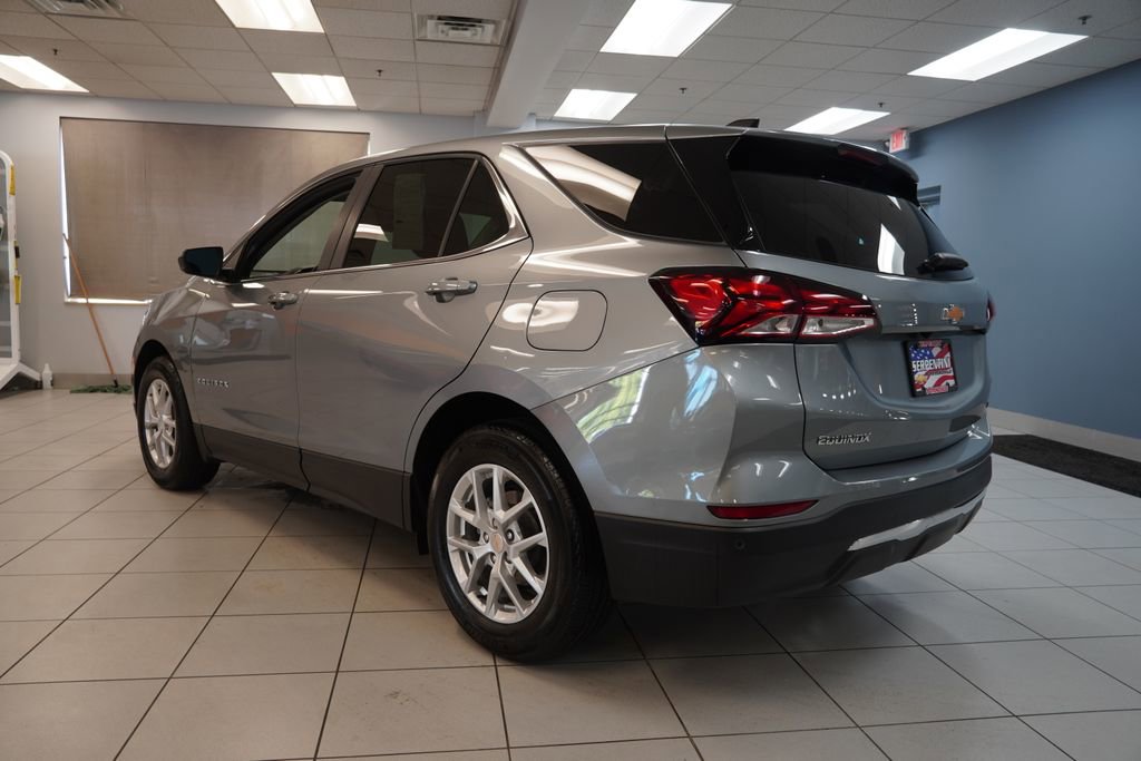 Used 2024 Chevrolet Equinox LT FWD image 3