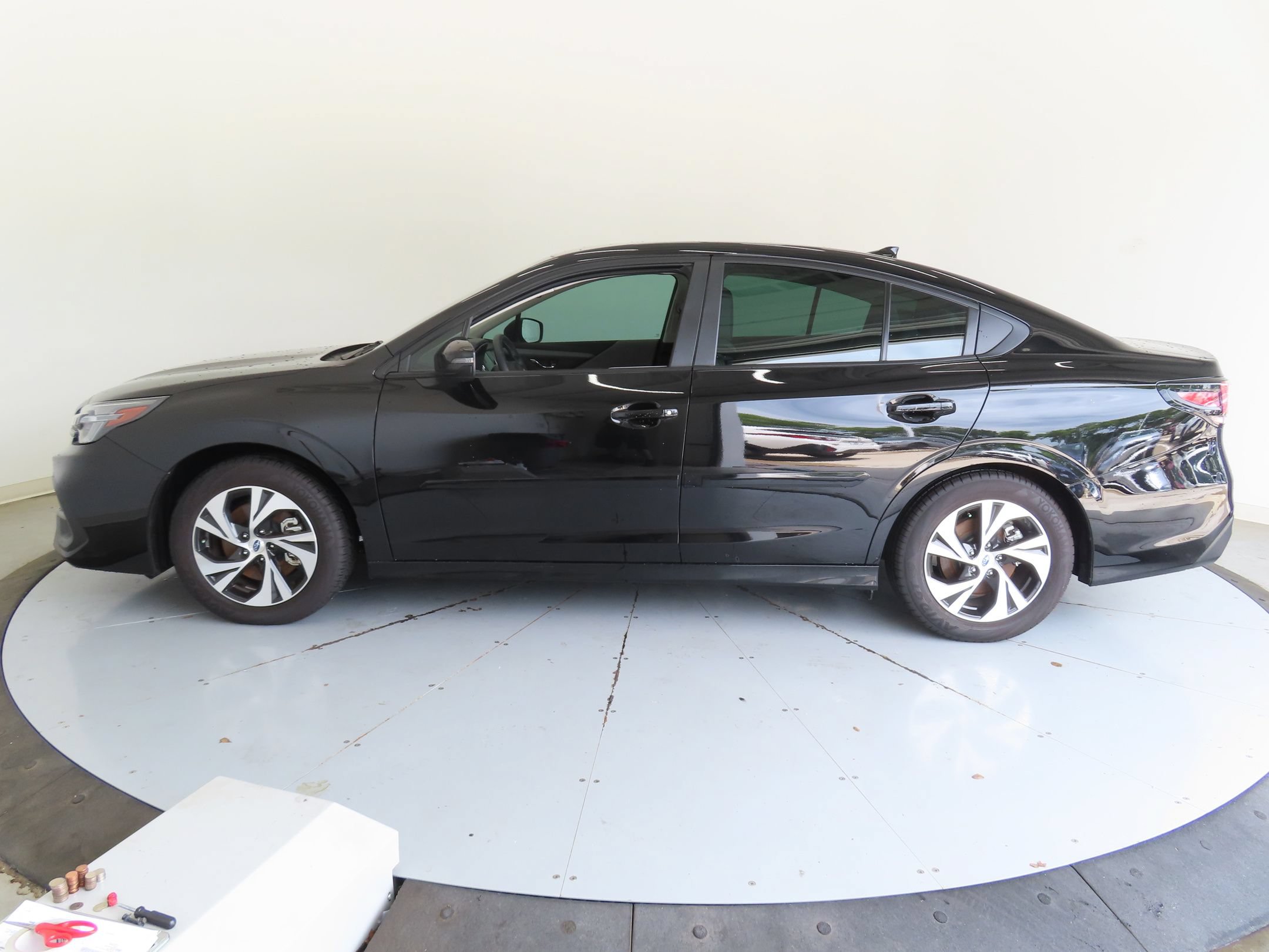 Used 2025 Subaru Legacy Premium AWD/4WD image 7