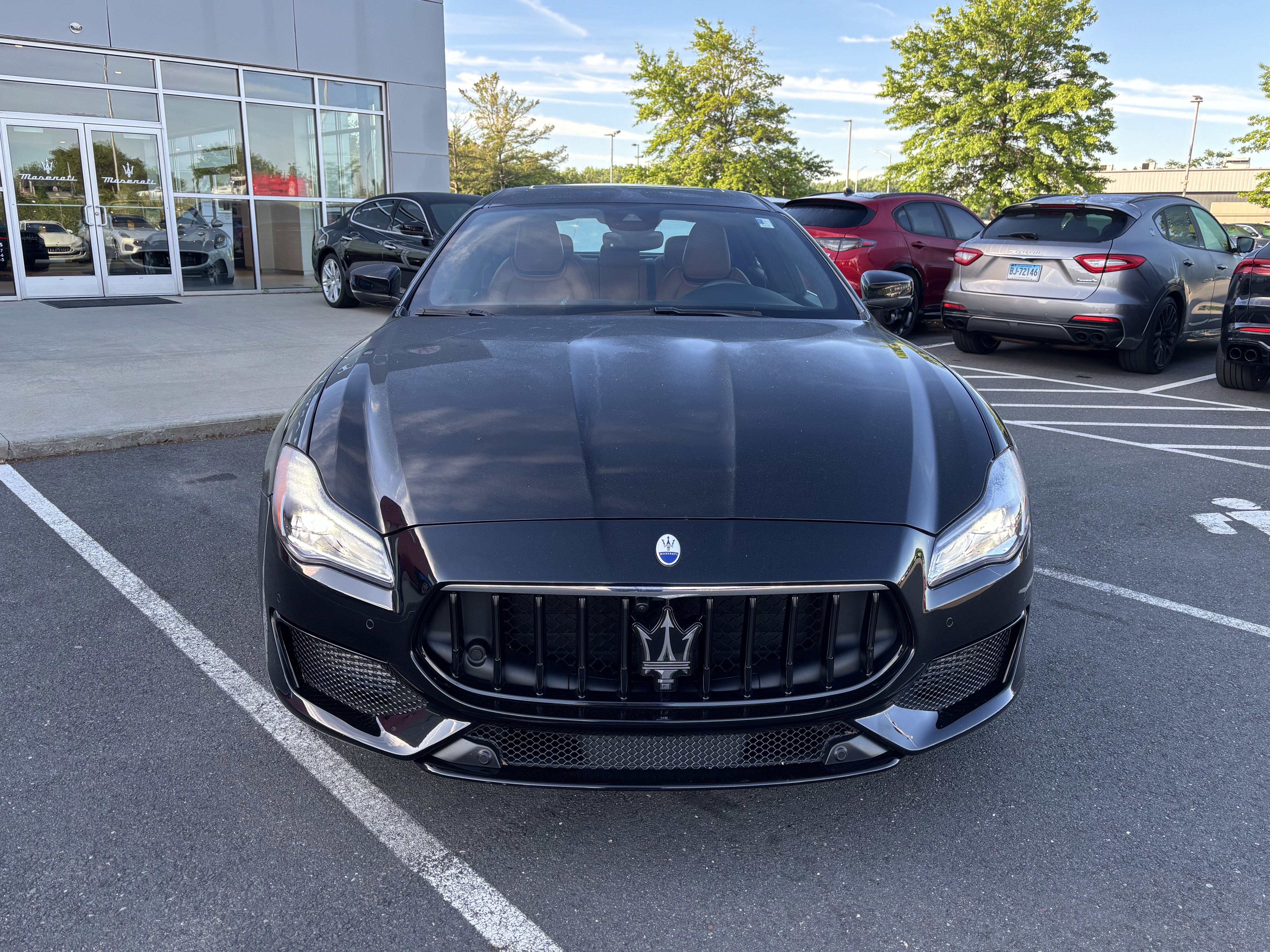 Used 2022 Maserati Quattroporte Modena Q4 AWD/4WD image 3
